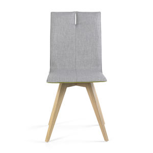 chaise contemporaine 1