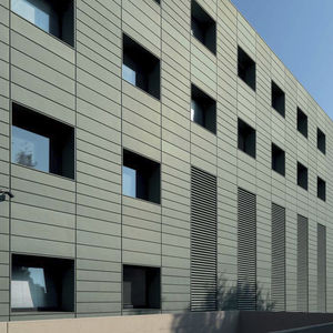 façade ventilée en zinc-titane / lisse / colorée
