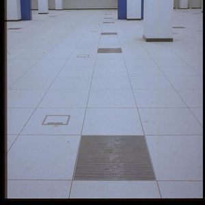 grille de ventilation en aluminium / linéaire / pour plancher technique / chauffante