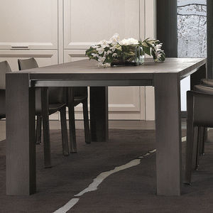 table contemporaine 1