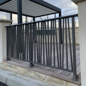 garde-corps en aluminium