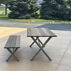 table de pique-nique contemporaine 1