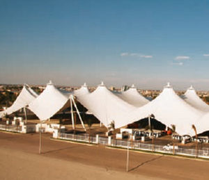 membrane architecturale en polyester 1