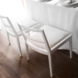chaise contemporaine 1