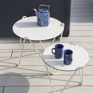 table gigogne contemporaine