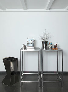 table mange-debout contemporaine
