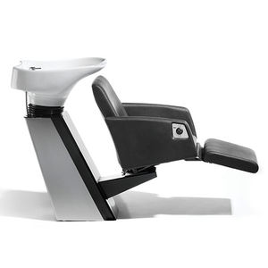 bac à shampoing avec repose-pieds