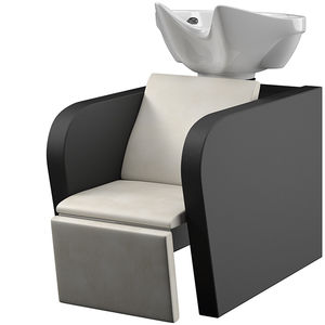 bac à shampoing avec repose-pieds