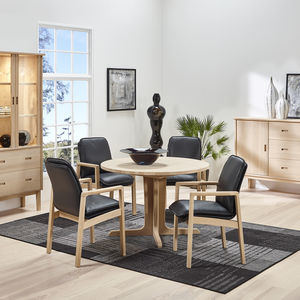 table à manger design scandinave 1