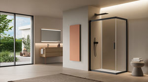 cabine de douche en aluminium