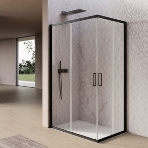 cabine de douche en aluminium