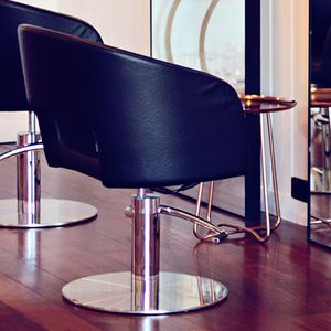 fauteuil de coiffure contemporain 1