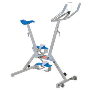 vélo de piscine à roulettes