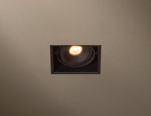 spot encastrable au plafond 1