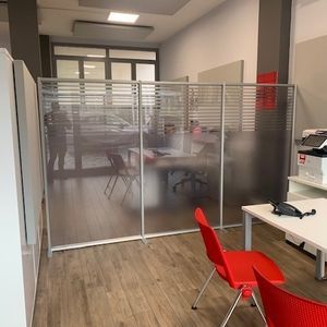 séparateur de bureau au sol