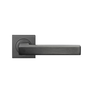 poignée pour porte 1