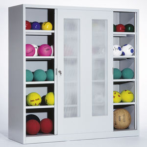 armoire de stockage pour équipements sportifs