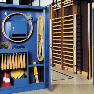 armoire de stockage pour équipements sportifs