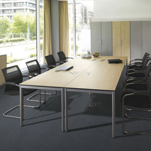 table de réunion contemporaine