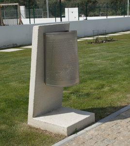 poubelle publique