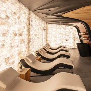 chaise longue contemporaine