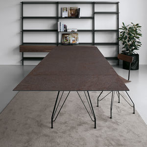 table contemporaine