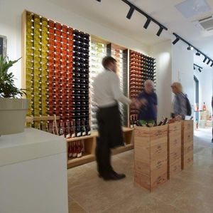 range-bouteille en bois