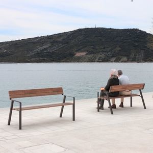 banc public contemporain