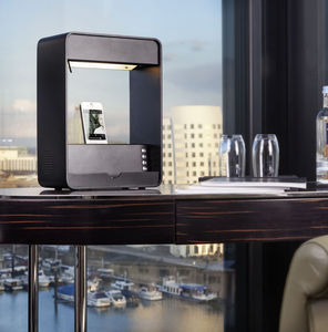 lampe de table / design original / en aluminium / USB