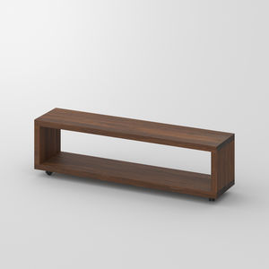 table de chevet contemporaine / en chêne / en noyer / en bois massif