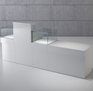 vitrine contemporaine 1
