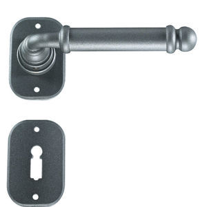 poignée pour porte 1