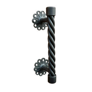 poignée de tirage de porte 1