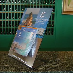 porte-brochures en métal