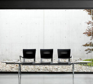 sièges sur poutre aluminium / 3 places / contemporains