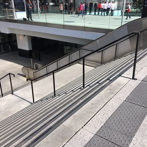 nez de marche en aluminium / en pierre minérale / antidérapant
