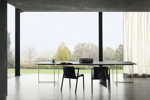 table contemporaine