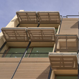 brise-soleil pliant