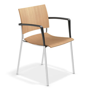 chaise contemporaine / tapissée / avec accoudoirs / empilable