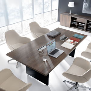 table de conférence contemporaine