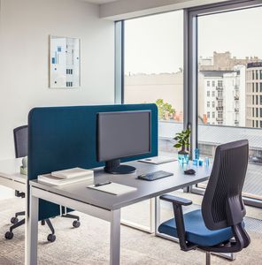 séparateur de bureau sur bureau