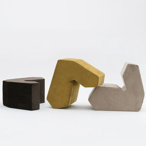 pouf design original / en velours / modulable / pour établissement public