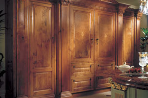 armoire de rangement pour cuisine de style Régence 1