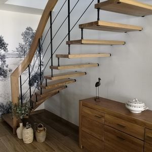 escalier suspendu