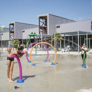 jeu d'eau pour aire de jeux 1