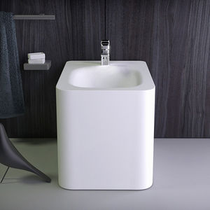 bidet en céramique 1