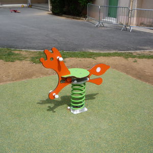 jeu à ressort en acier