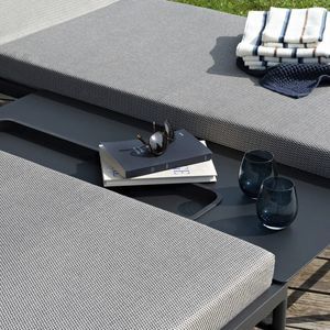 table d'appoint contemporaine 1