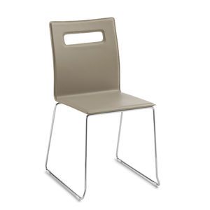 chaise contemporaine / empilable / luge / tapissée