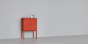 buffet sur pieds hauts / contemporain / en bois / rouge